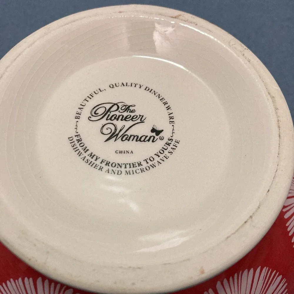 Pioneer Woman Red w/White Starbursts Teal Footed Soup/Cereal/Salad/Dessert Bowl